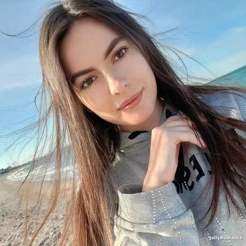 Ekaterina Profile image 3