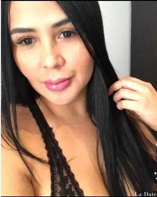 Paola Profile image 2