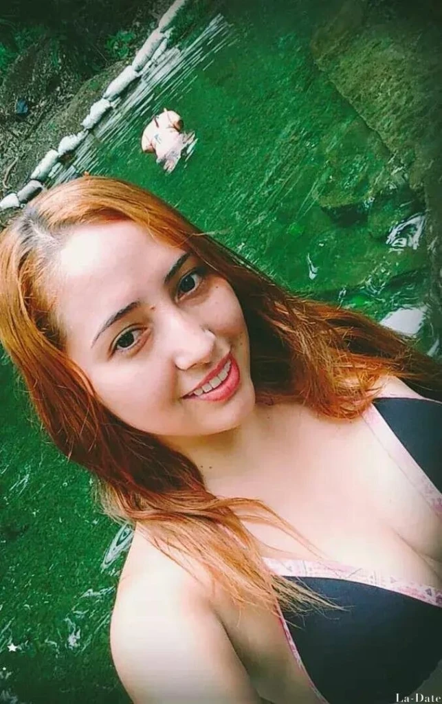 Marcela Profile image 4