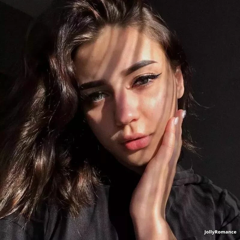 Alla Profile image 2