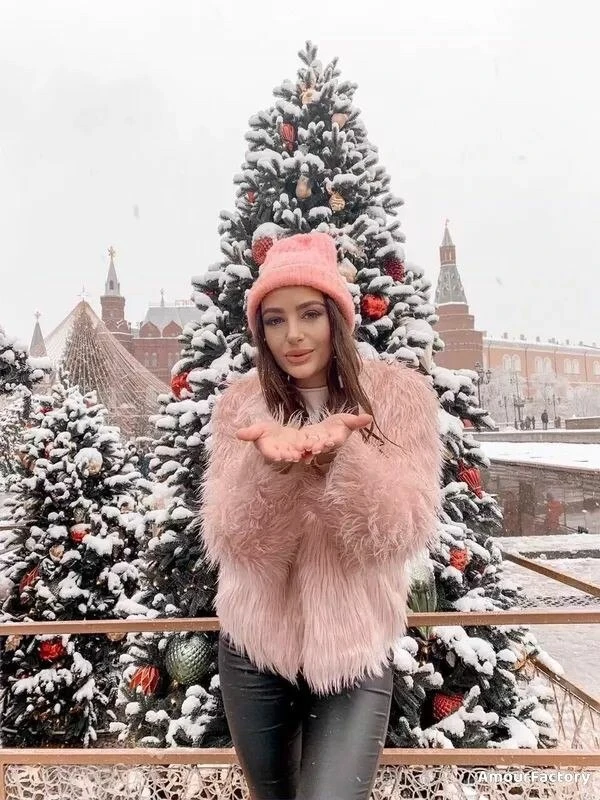 Anna Profile image 4