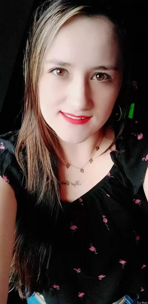 Sandra Profile image 1