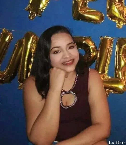 Yeniree Profile image 3