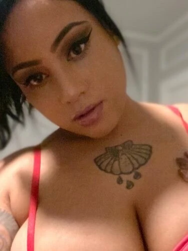 Kyona_Rey0 Profile image 1