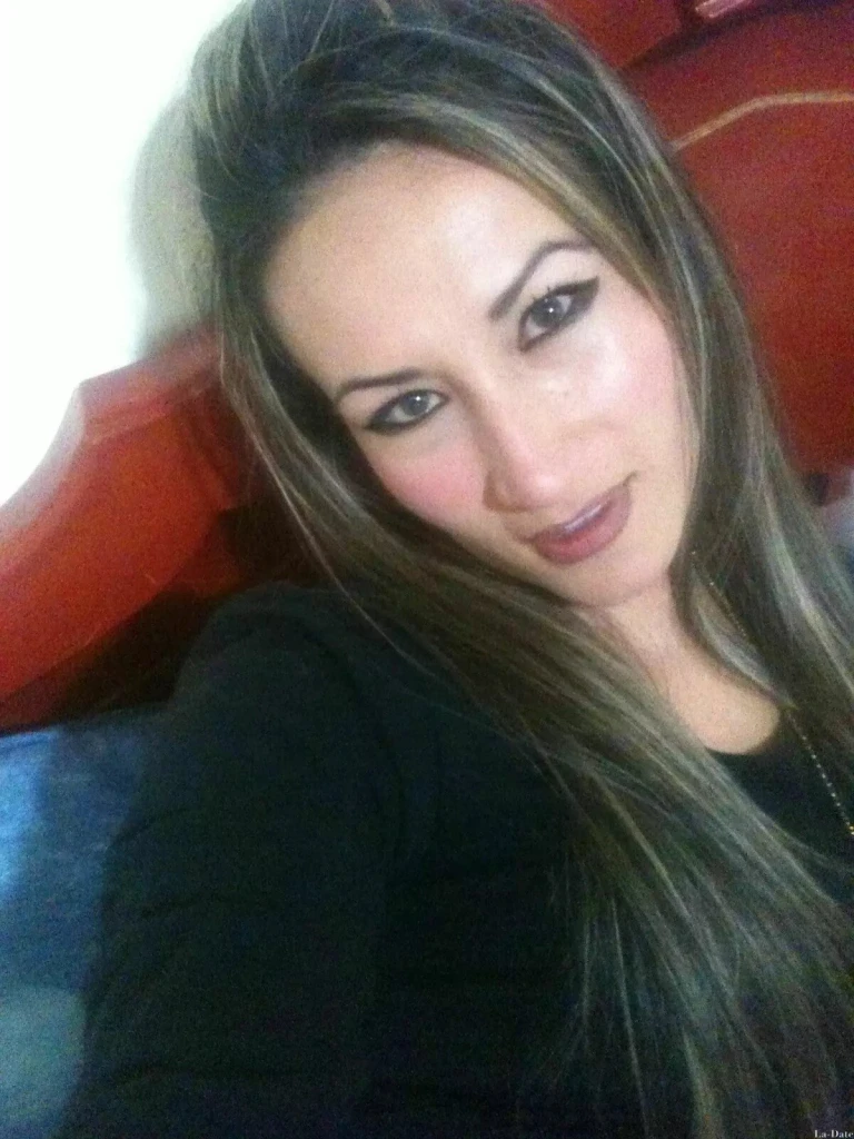 Vanesa Profile image 1