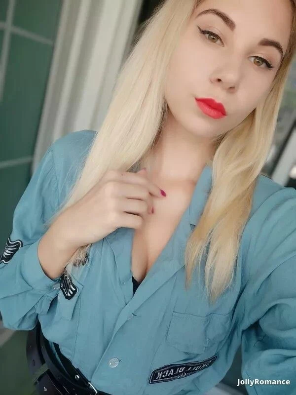 Ksenia Profile image 2