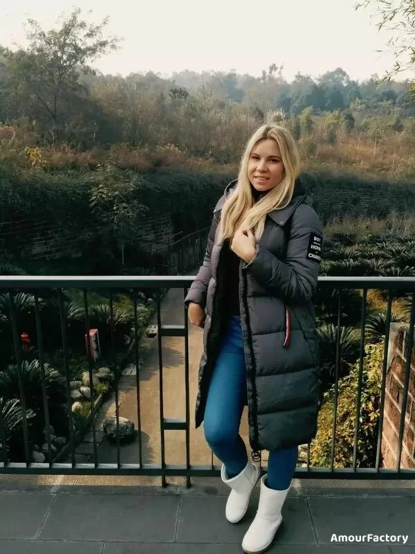 Ksenia Profile image 1