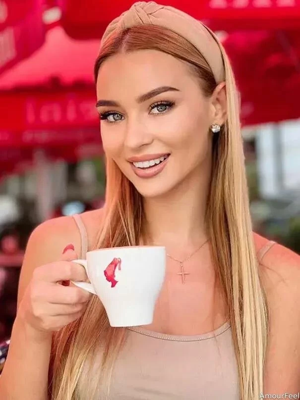 Lilia Profile image 1