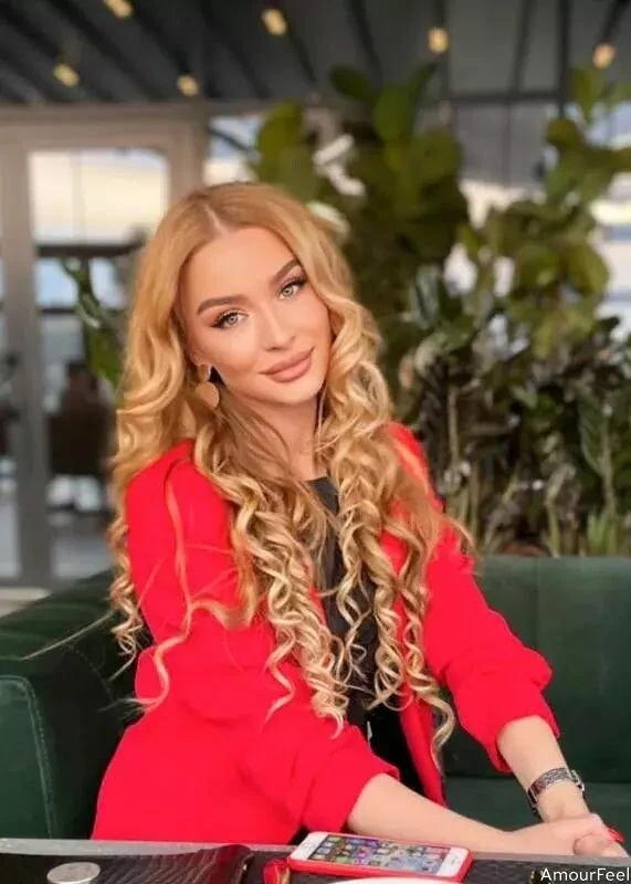 Lilia Profile image 5