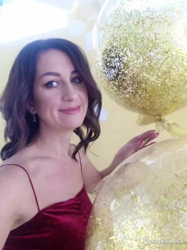 Karina Profile image 3