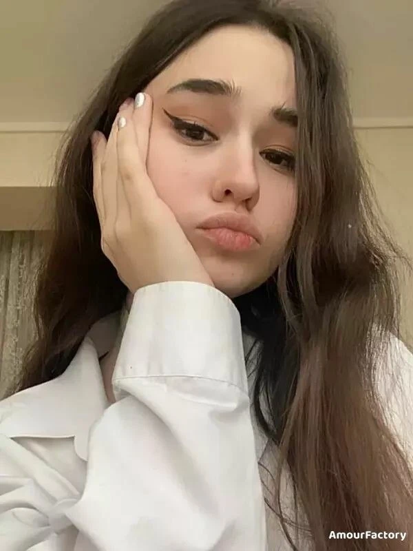 Vera Profile image 4