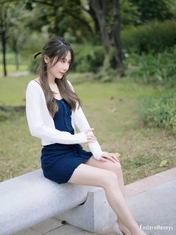 Liping Profile image 1