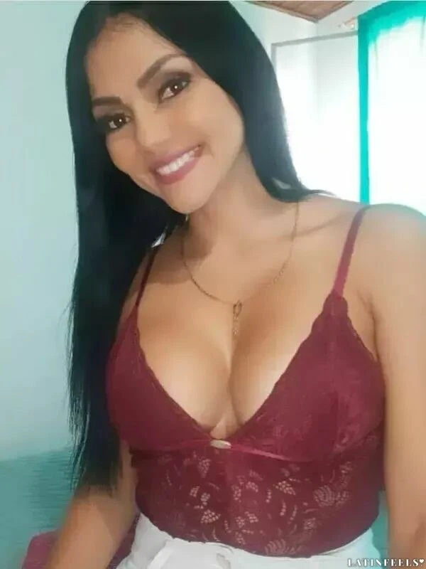 Manuela Profile image 1