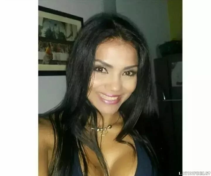 Manuela Profile image 2