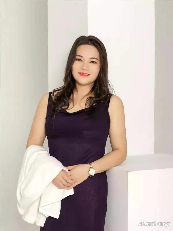 Yixiao Profile image 3