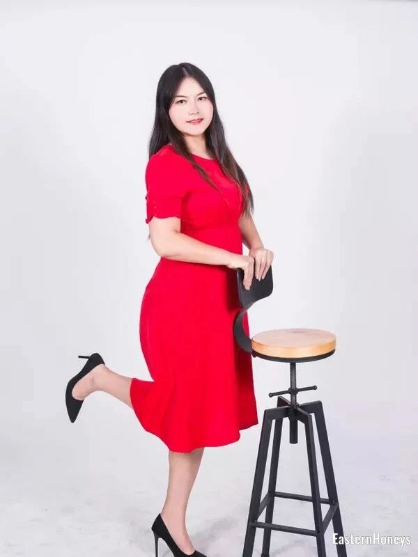 Qianhua Profile image 1