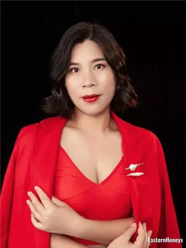 Josephine Profile image 1