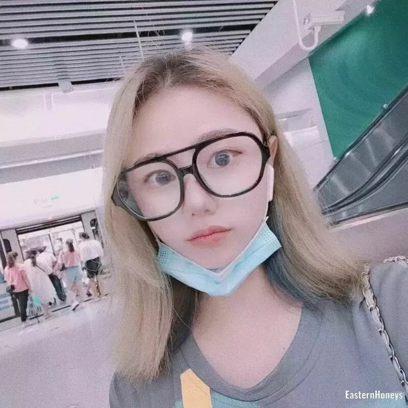 Lian Profile image 2