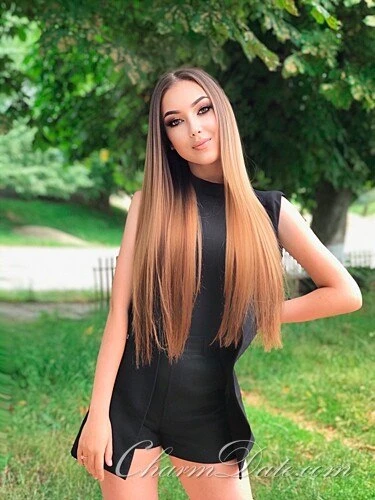 Anastasiia Profile image 1