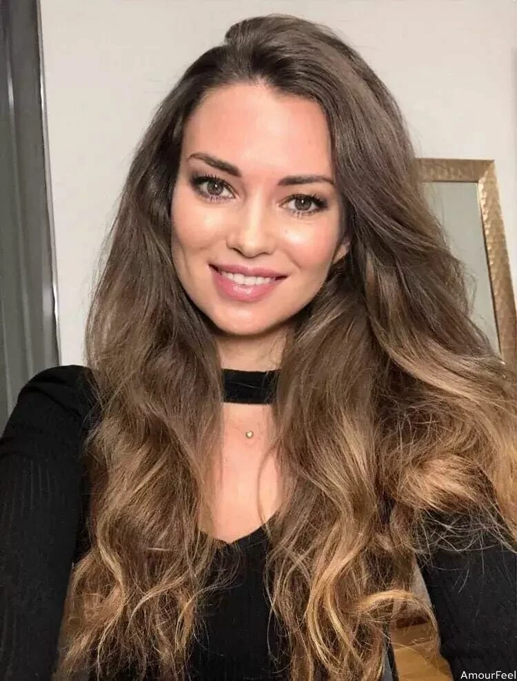 Jenny Profile image 5