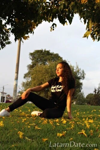 Dani Profile image 1