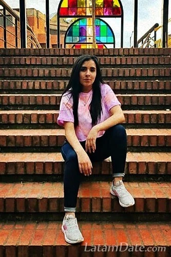 Maria Profile image 1