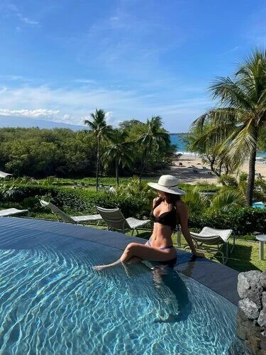 23452girl Profile image 1