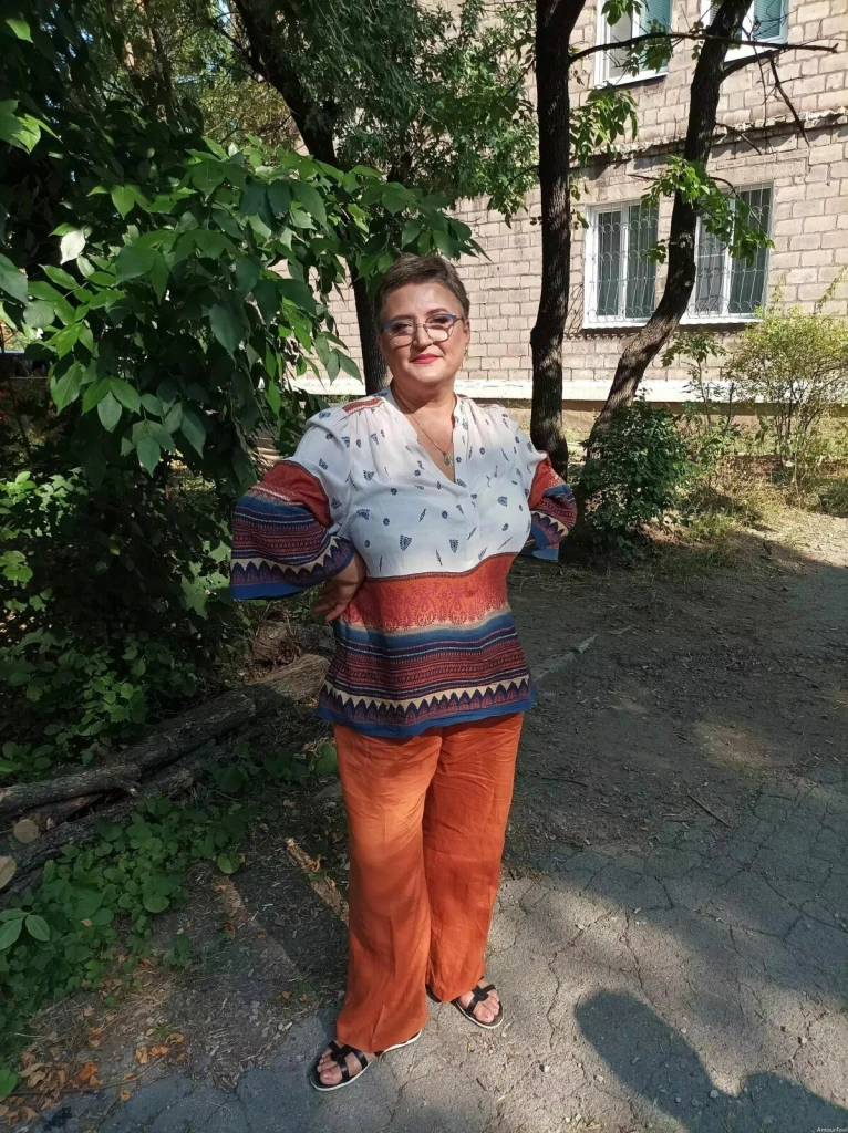 Irina Profile image 6