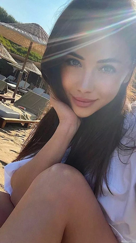 Ornella Profile image 5