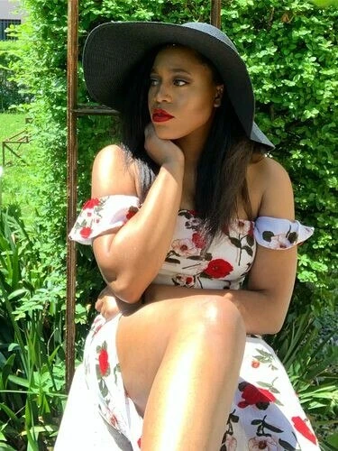 Olga Profile image 1