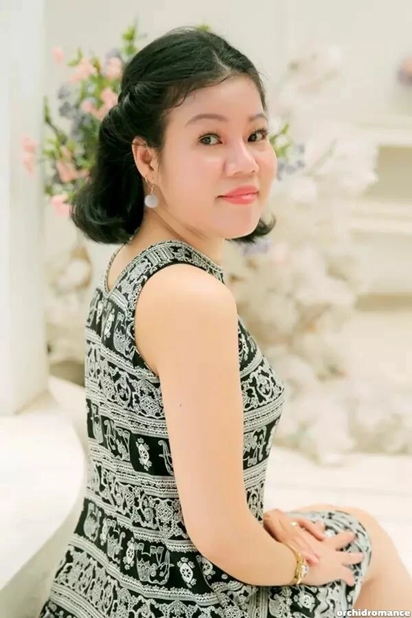 Rainbow Profile image 2