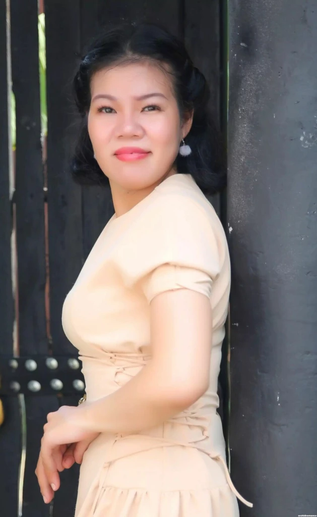 Rainbow Profile image 3