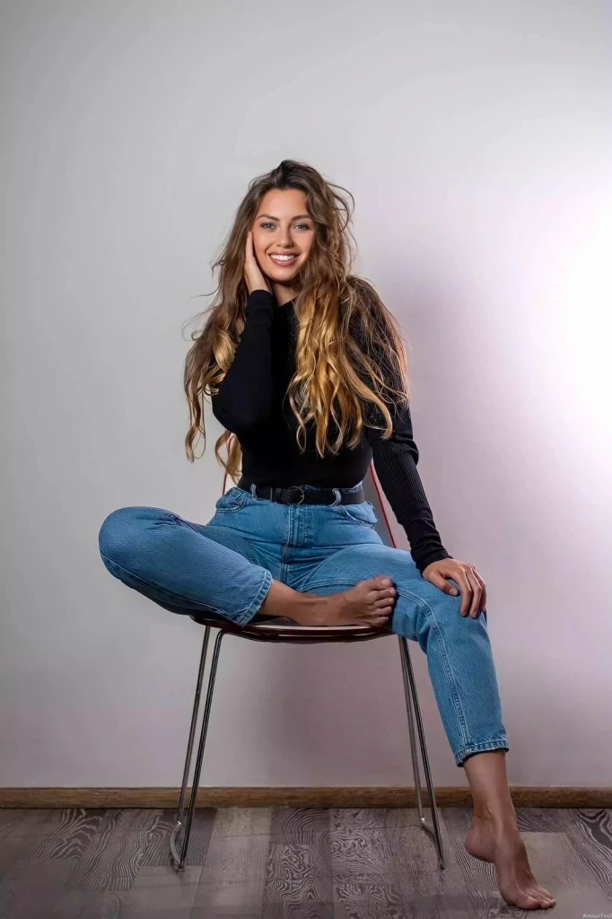 Carmen Profile image 4