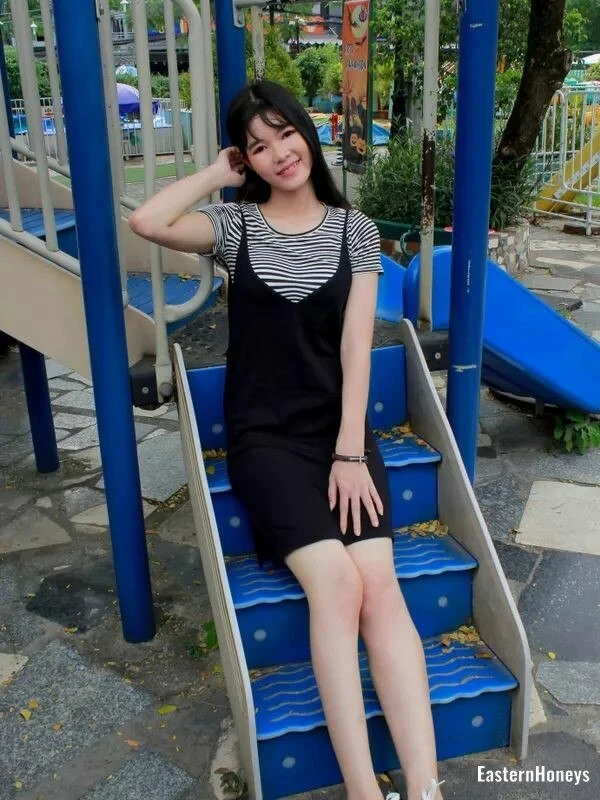 Sophie Profile image 4