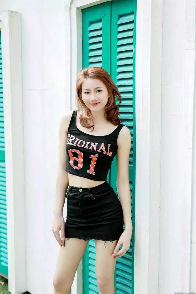 Tram Profile image 6