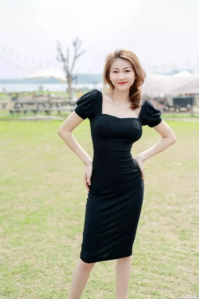 Tram Profile image 4