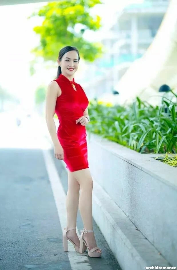 Thuy Profile image 1