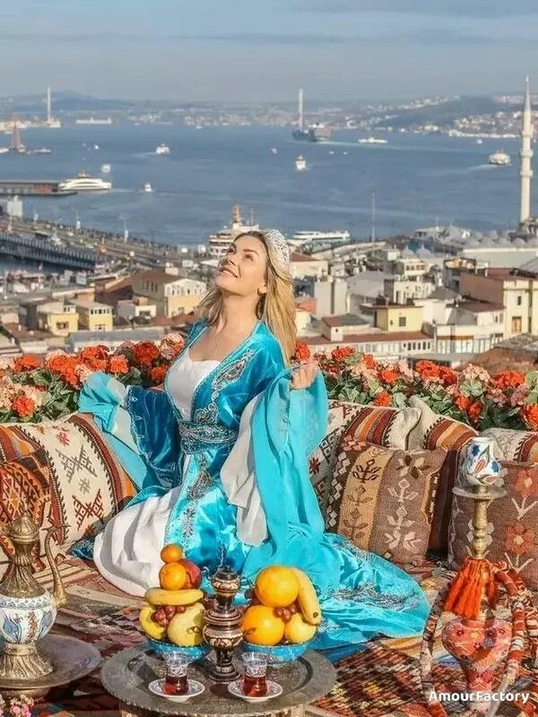 Anna Profile image 5