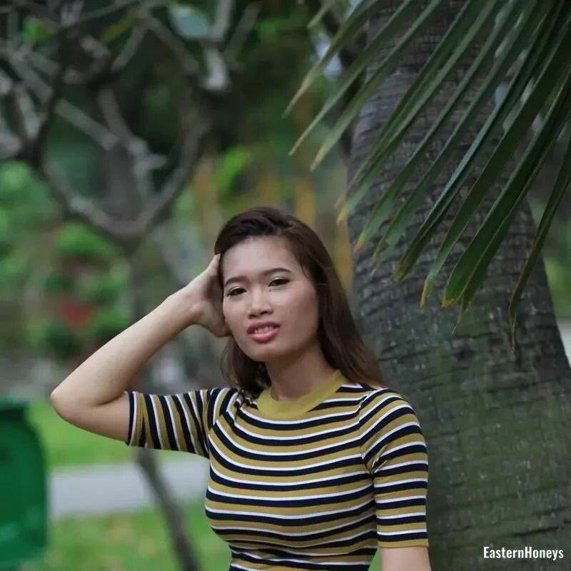 Linda Profile image 2