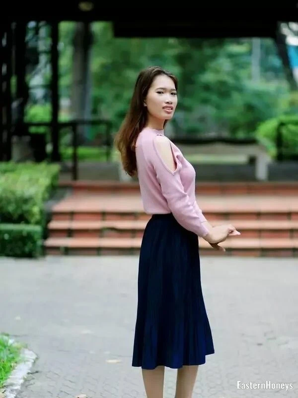 Linda Profile image 4