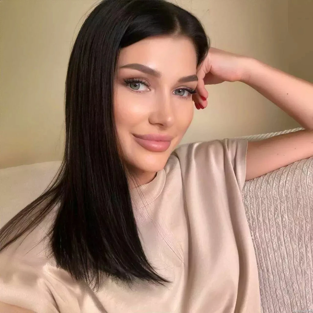 Adelya Profile image 1