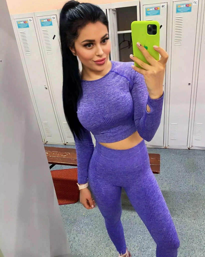 Natalia Profile image 4