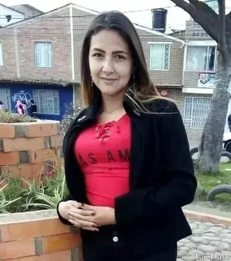 Francelys Profile image 4