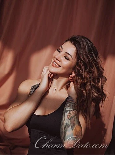 Anya Profile image 2