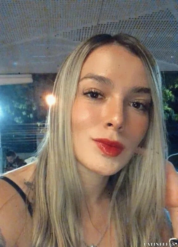 Lina Profile image 3