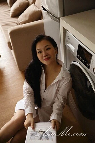 Daisy Profile image 3