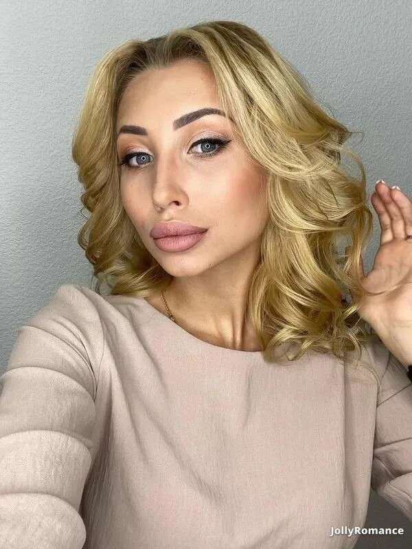 Anastasia Profile image 4