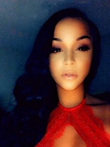 Rihrih28 Profile image 2