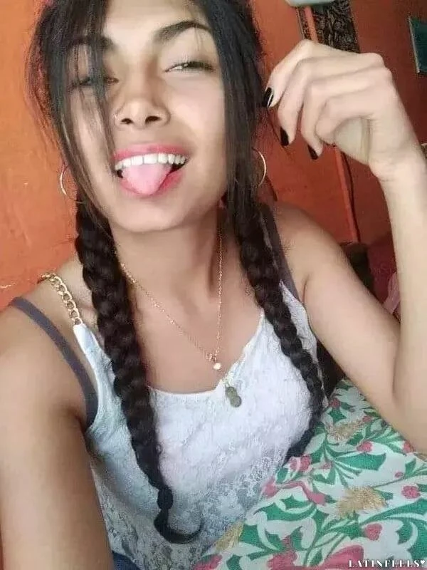 Danna Profile image 4