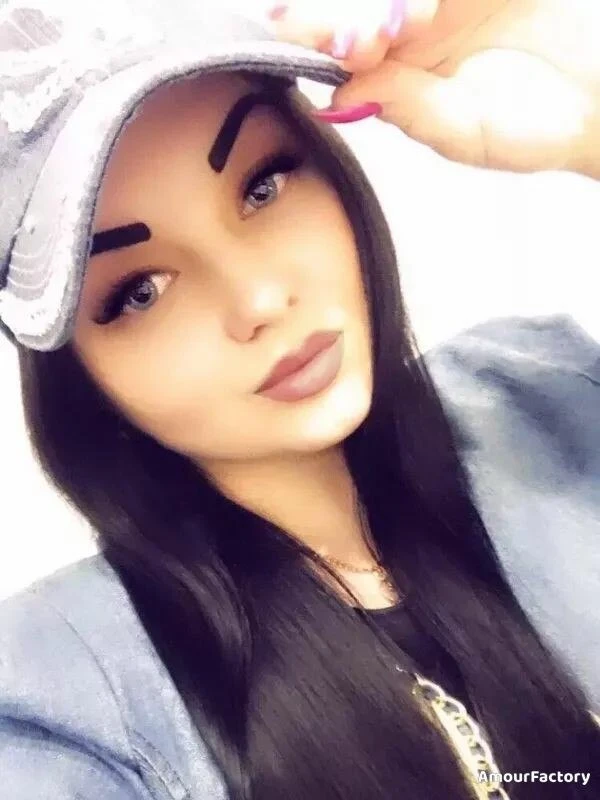 Natalia Profile image 4